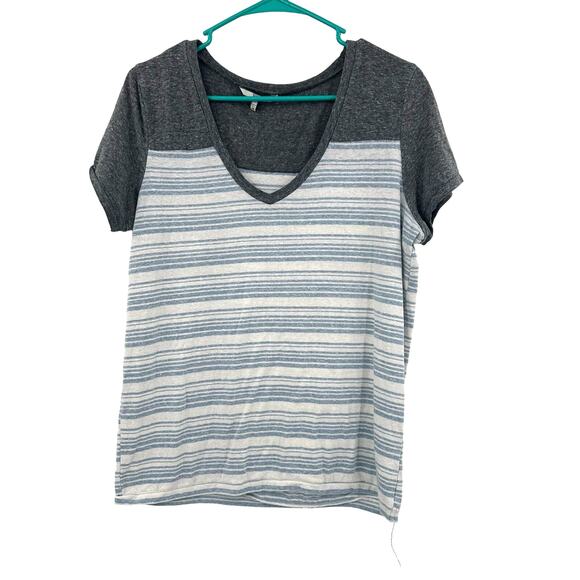 BKE Size Medium Shirt Gray Blue Striped V Neck Short‎ Sleeve Casual Neutral - Picture 1 of 4